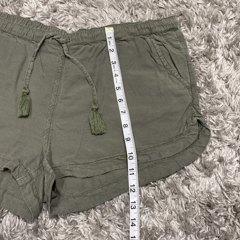 2/$20 ✨ Aerie Olive Green Camp Shorts - Picture 5 of 6